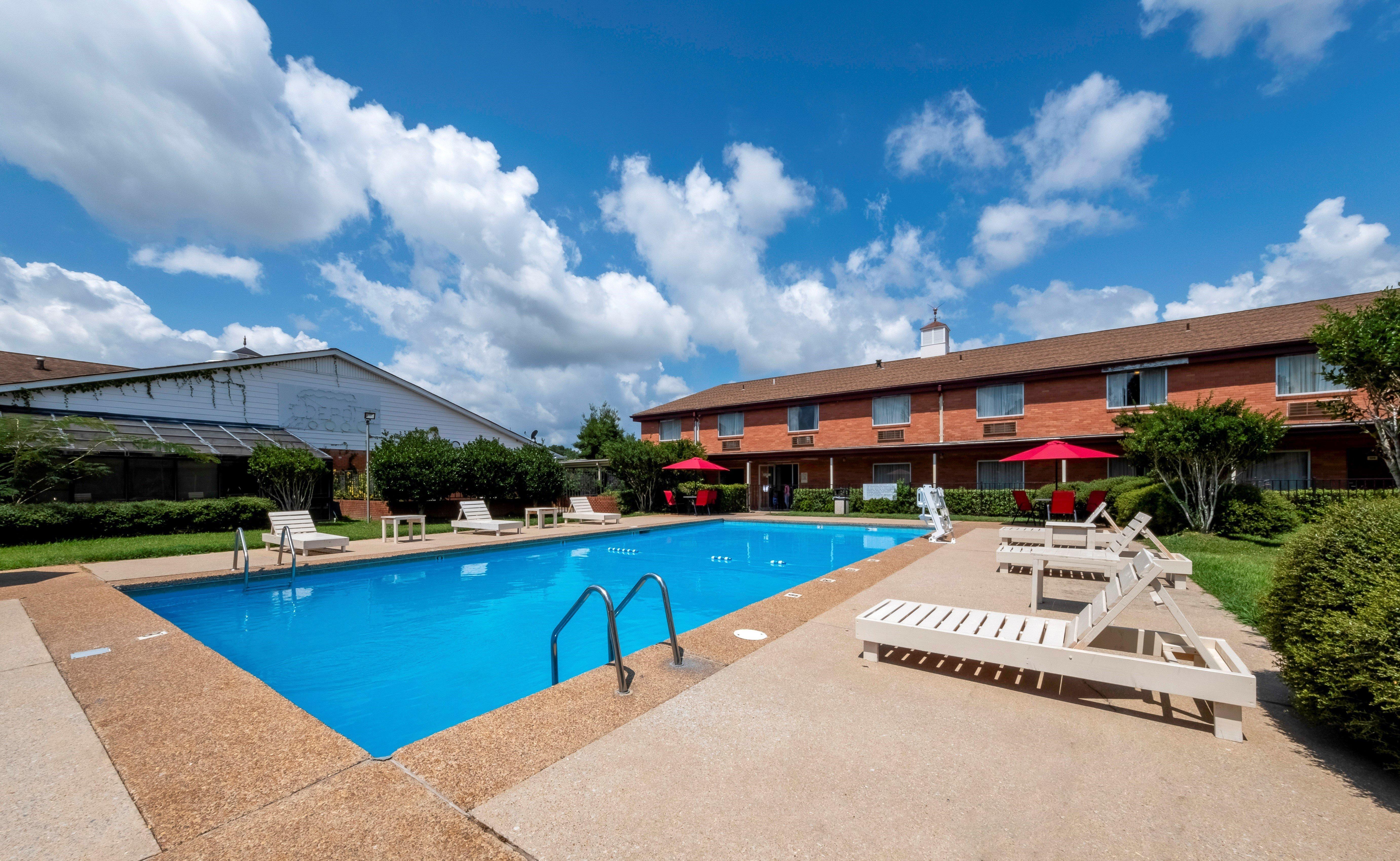 Red Roof Inn Meridian Exterior photo